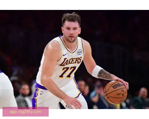 东契奇25+7湖人止颓胜猛龙