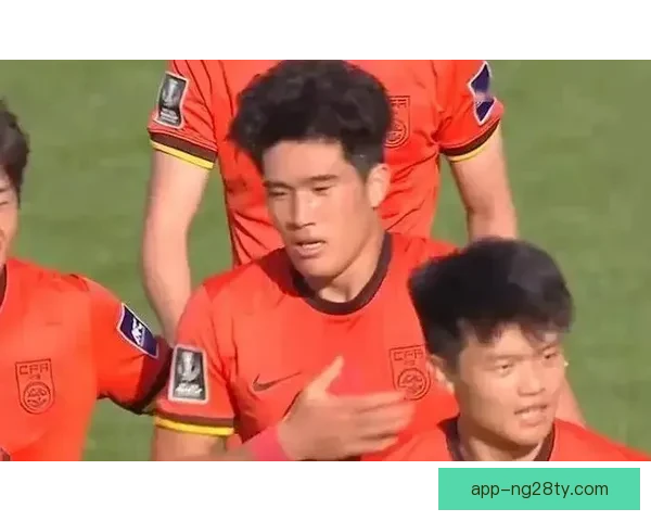 限高背景彭啸23次头解围领跑