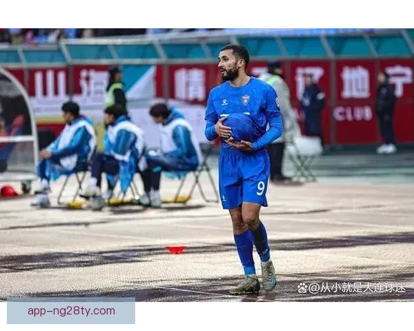 德转斯坦丘自由身加盟大连英博