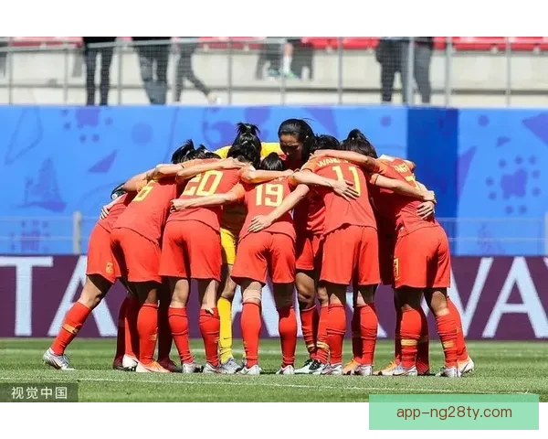 中国女足大胜晋八强表现喜忧参半